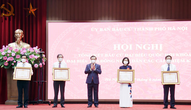 Hà Nội tập trung lãnh đạo, tổ chức thành công kỳ họp thứ nhất HĐND các cấp nhiệm kỳ 2021-2026 11 Hà Nội tập trung lãnh đạo, tổ chức thành công kỳ họp thứ nhất HĐND các cấp nhiệm kỳ 2021-2026 11