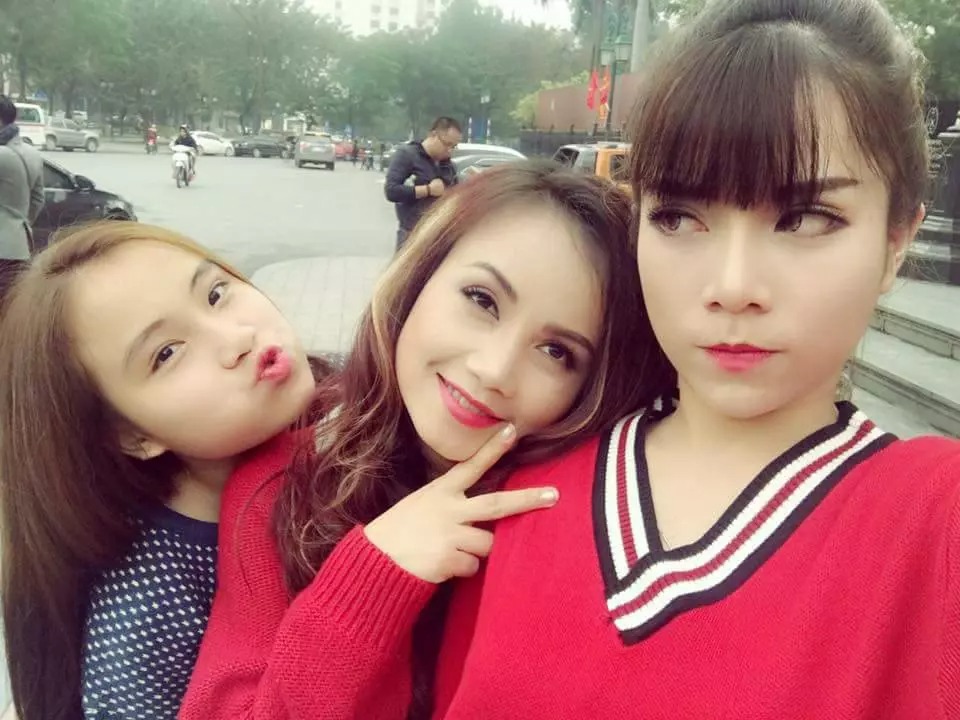 Con gái diễn viên Hoàng Yến nhắn nhủ tới người vừa 'đi đường quyền' với mẹ 2 Con gái diễn viên Hoàng Yến nhắn nhủ tới người vừa 'đi đường quyền' với mẹ 2