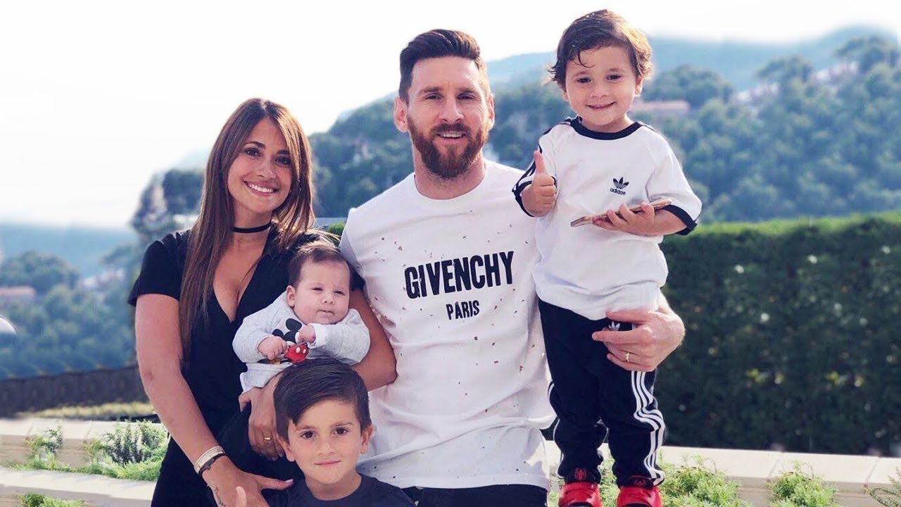 Messi và chuyện tình 25 năm cuồng nhiệt với mỹ nữ Argentina 1 Messi và chuyện tình 25 năm cuồng nhiệt với mỹ nữ Argentina 1