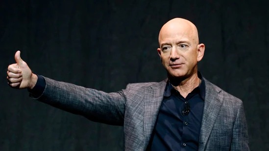Jeff Bezos bắt đầu nghỉ hưu từ hôm nay. Ảnh: Internet Jeff Bezos bắt đầu nghỉ hưu từ hôm nay. Ảnh: Internet