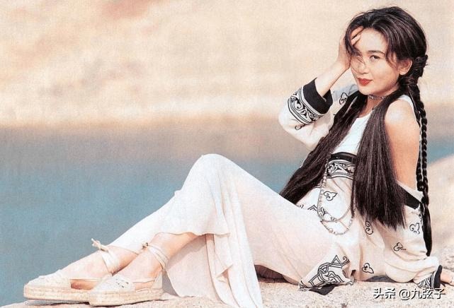 Cuộc đời chìm nổi và chuyện tình viên mãn của nàng Đắc Kỷ đẹp nhất màn ảnh 13 Cuộc đời chìm nổi và chuyện tình viên mãn của nàng Đắc Kỷ đẹp nhất màn ảnh 13