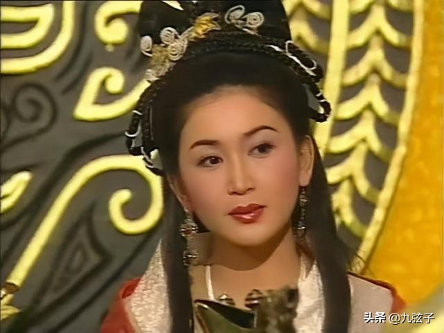 Cuộc đời chìm nổi và chuyện tình viên mãn của nàng Đắc Kỷ đẹp nhất màn ảnh 7 Cuộc đời chìm nổi và chuyện tình viên mãn của nàng Đắc Kỷ đẹp nhất màn ảnh 7