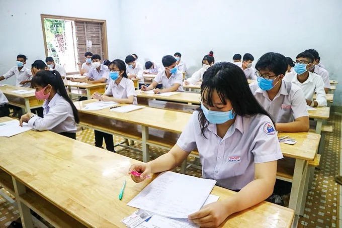 Ngày mai, các thí sinh sẽ bắt đầu bước vào ngày thi đầu tiên của kỳ thi tốt nghiệp THPT quốc gia 2021. Ảnh minh họa: Báo Khánh Hòa Ngày mai, các thí sinh sẽ bắt đầu bước vào ngày thi đầu tiên của kỳ thi tốt nghiệp THPT quốc gia 2021. Ảnh minh họa: Báo Khánh Hòa