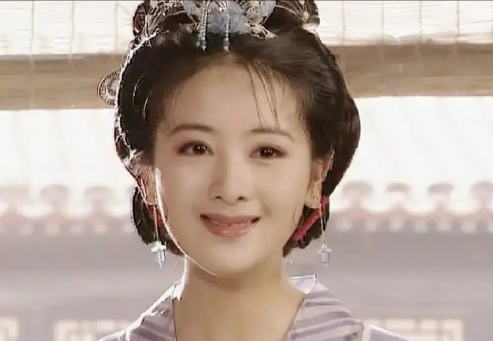 Bản remake 'Lên nhầm kiệu hoa được chồng như ý' gây thất vọng vì 'hủy hoại' tuổi thơ 11 Bản remake 'Lên nhầm kiệu hoa được chồng như ý' gây thất vọng vì 'hủy hoại' tuổi thơ 11