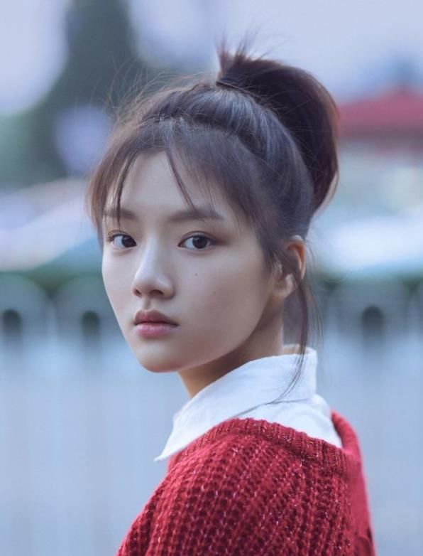 Nhậm Mẫn từng ghi điểm với khán giả với nhiều vai diễn ấn tượng trước đó. Nhậm Mẫn từng ghi điểm với khán giả với nhiều vai diễn ấn tượng trước đó.