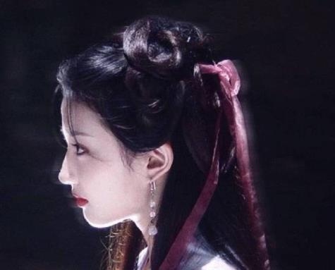 Vương Ngữ Yên của Lưu Diệc Phi rất được lòng fan nguyên tác và trở nên gắn bó với nhiều thế hệ khán giả Việt Nam.