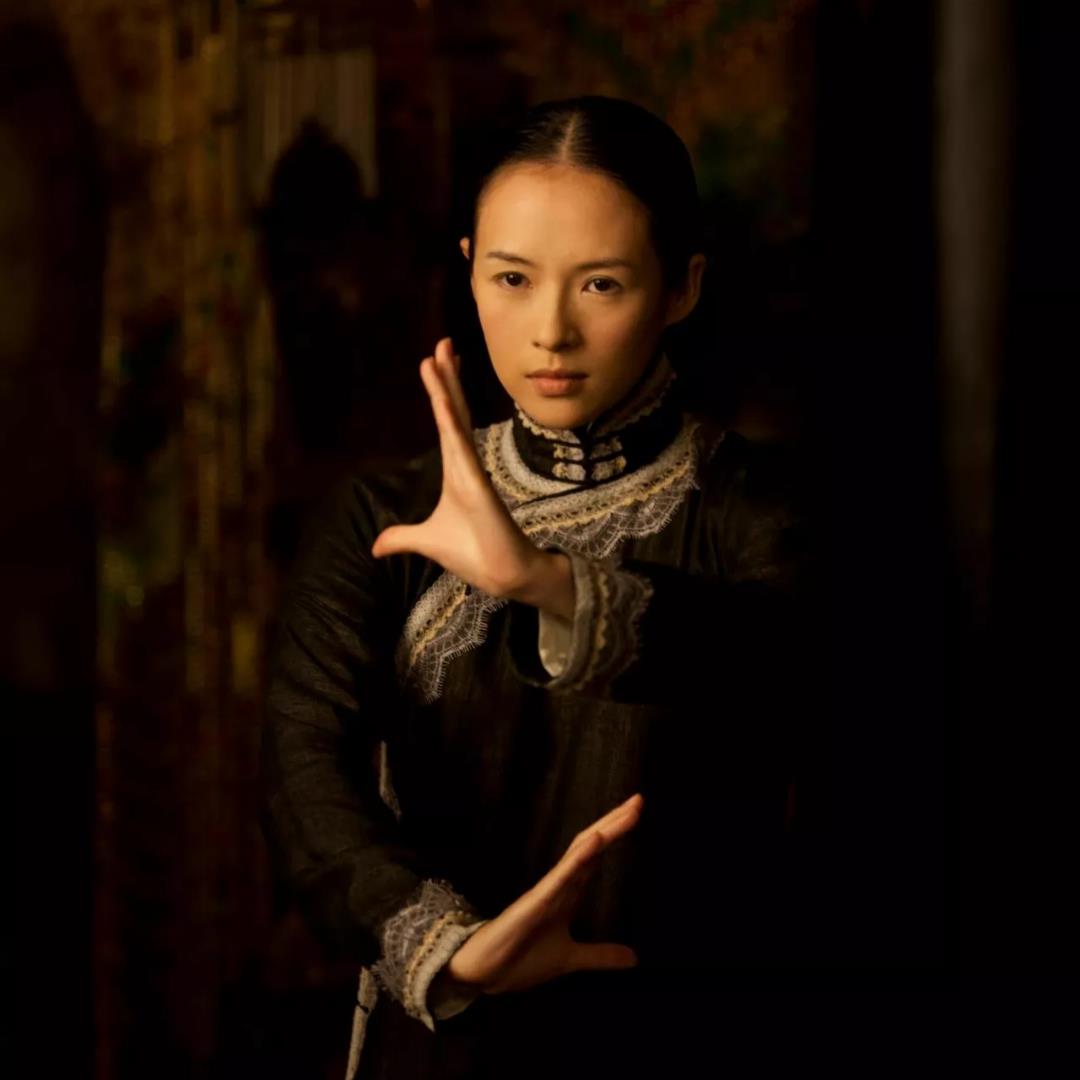 Chương Tử Di, Nhất Đại Tông Sư (The Grand Master) năm 2013. Thần thái của Chương Tử Di cũng nào cũng ngút ngàn, trong bộ phim này cũng không ngoại lệ.