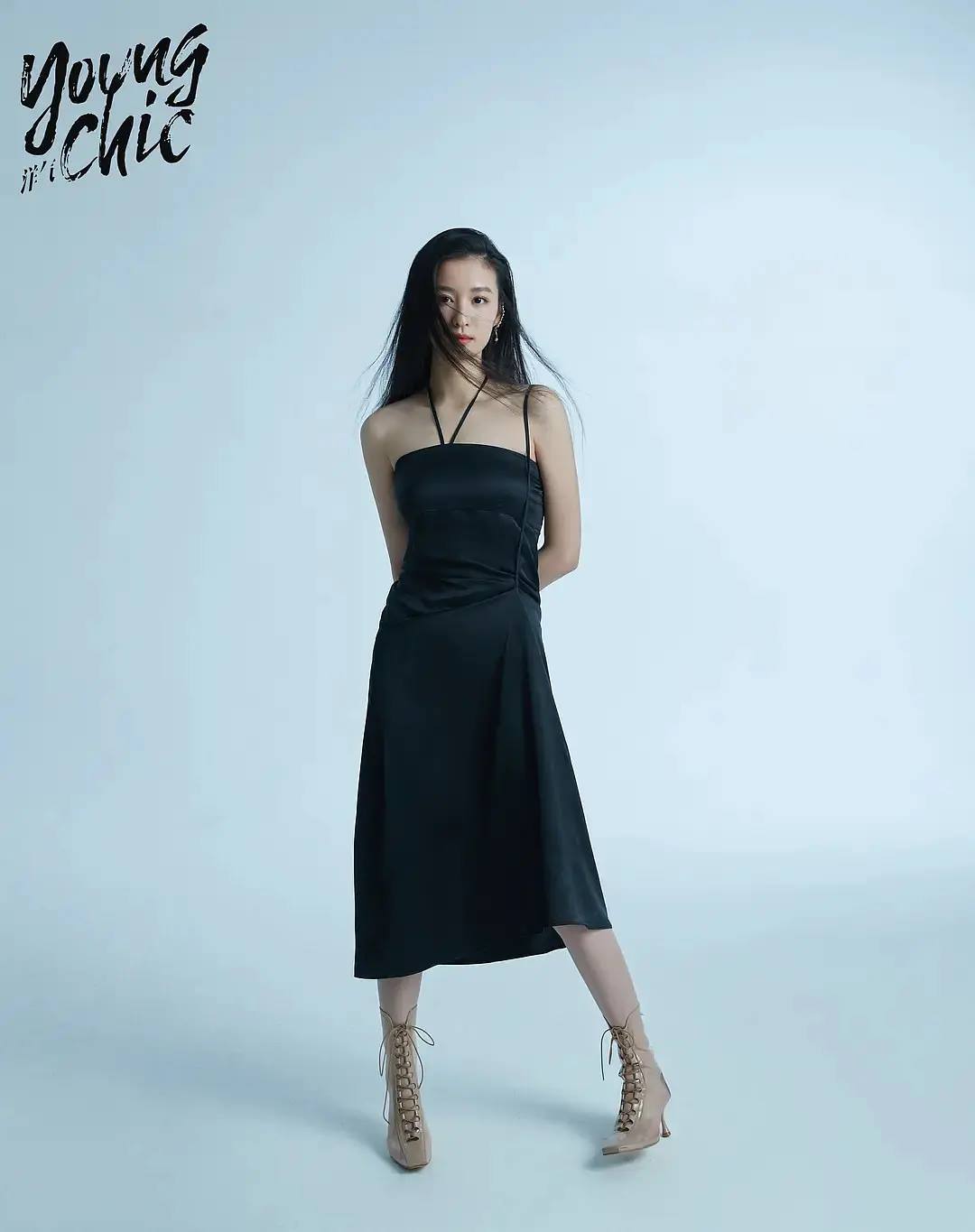 Bản sao Lưu Diệc Phi Vương Sở Nhiên không chỉ xinh đẹp mà còn sở hữu chiều cao khủng 1,72m.