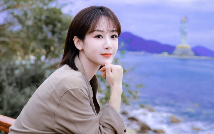 Nhưng thực tế là từ trước khi biến cố xảy ra với Triệu Vy thì Dương Tử đã cài đặt Weibo chỉ xem được bài đăng trong vòng 6 tháng. Nhưng thực tế là từ trước khi biến cố xảy ra với Triệu Vy thì Dương Tử đã cài đặt Weibo chỉ xem được bài đăng trong vòng 6 tháng.