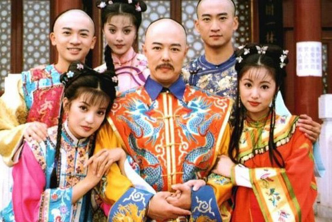 Hoàn Châu Cách Cách - tác phẩm kinh điển sánh ngang Tây Du Ký, Bao Thanh Thiên Hoàn Châu Cách Cách - tác phẩm kinh điển sánh ngang Tây Du Ký, Bao Thanh Thiên