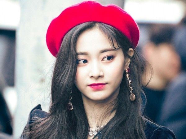 Tzuyu được tìm kiếm nhiều nhất trong năm 2015. Tzuyu được tìm kiếm nhiều nhất trong năm 2015.