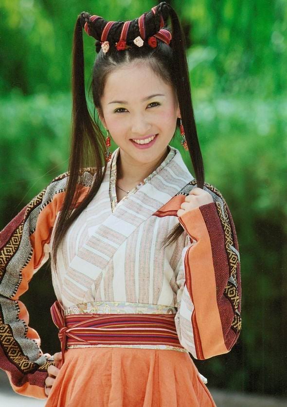 Dàn mỹ nhân Thiên Long Bát Bộ 2003: Lưu Diệc Phi chưa phải người đẹp nhất - Ảnh 4 Dàn mỹ nhân Thiên Long Bát Bộ 2003: Lưu Diệc Phi chưa phải người đẹp nhất - Ảnh 4
