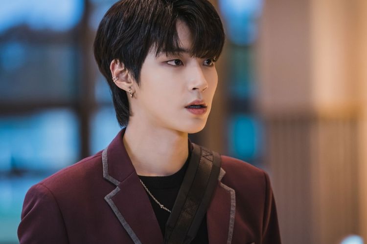 9. Hwang In Yeop 6.261 phiếu bầu 9. Hwang In Yeop 6.261 phiếu bầu