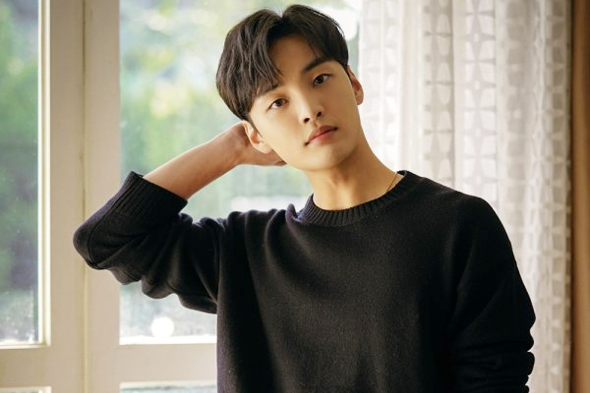 2. Kim Min Jae 37.777 phiếu bầu.