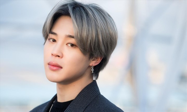 15 sự thật bất ngờ về Jimin (BTS): Gãy răng vì lý do lãng nhách, skin care để chờ ngày gặp ARMY... - Ảnh 2 15 sự thật bất ngờ về Jimin (BTS): Gãy răng vì lý do lãng nhách, skin care để chờ ngày gặp ARMY... - Ảnh 2
