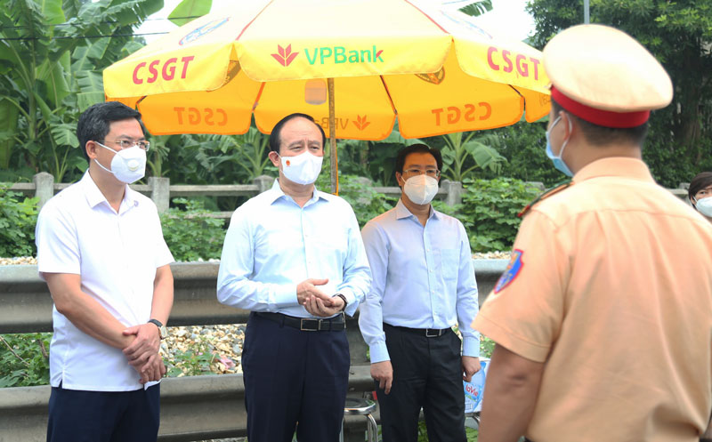 Kiểm soát dịch bệnh nhưng không để đứt gãy chuỗi cung ứng, dịch vụ thiết yếu 3 Kiểm soát dịch bệnh nhưng không để đứt gãy chuỗi cung ứng, dịch vụ thiết yếu 3