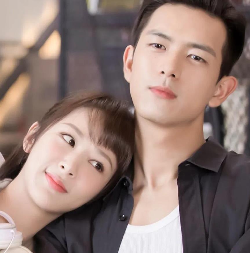 Dương Tử khuất dạng 2 năm, Trầm Vụn Hương Phai trở thành 'con bài mặc cả' cuối cùng 2 Dương Tử khuất dạng 2 năm, Trầm Vụn Hương Phai trở thành 'con bài mặc cả' cuối cùng 2