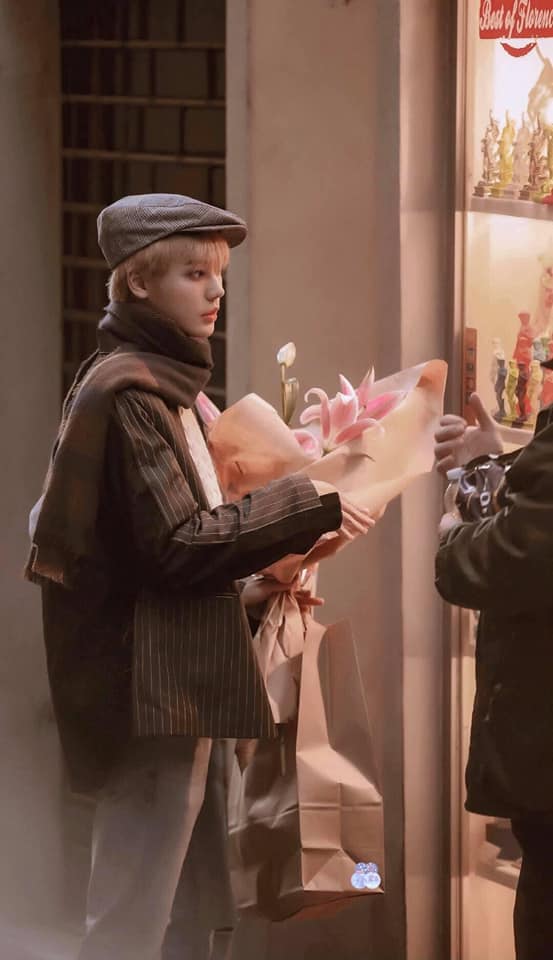 Phong cách hoàng tử châu u của Lâm Ngạn Tuấn 'mlem mlem' thực sự!