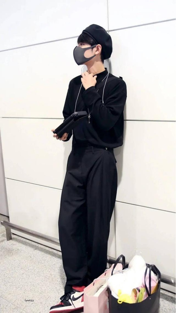 Bộ đồ mang phong cách Nhật Bản huyền thoại, từng khiến fan mê đắm của Tiêu Chiến.