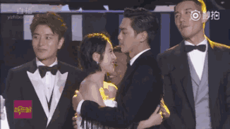 Mối tình oan gia giữa Trương Nhược Quân và Đường Nghệ Hân khiến fan 'xỉu up xỉu down' vì chuyện đội vợ lên đầu mà chàng dành cho nàng. Cả 2 được cho là định mệnh của nhau bởi nhờ một vụ tai nạn mà nên đôi. Trương Nhược Quân có thể lạnh lùng với cả thế giới nhưng không thể cưỡng lại má lúm đồng tiền của chị nhà. Mối tình oan gia giữa Trương Nhược Quân và Đường Nghệ Hân khiến fan 'xỉu up xỉu down' vì chuyện đội vợ lên đầu mà chàng dành cho nàng. Cả 2 được cho là định mệnh của nhau bởi nhờ một vụ tai nạn mà nên đôi. Trương Nhược Quân có thể lạnh lùng với cả thế giới nhưng không thể cưỡng lại má lúm đồng tiền của chị nhà.
