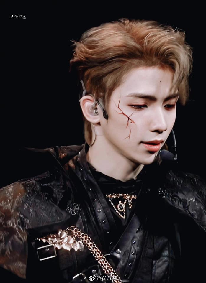 Một mỹ nam nữa của Thanh Xuân Có Bạn 3 là La Nhất Châu cũng sở hữu mái tóc vàng ấn tượng.