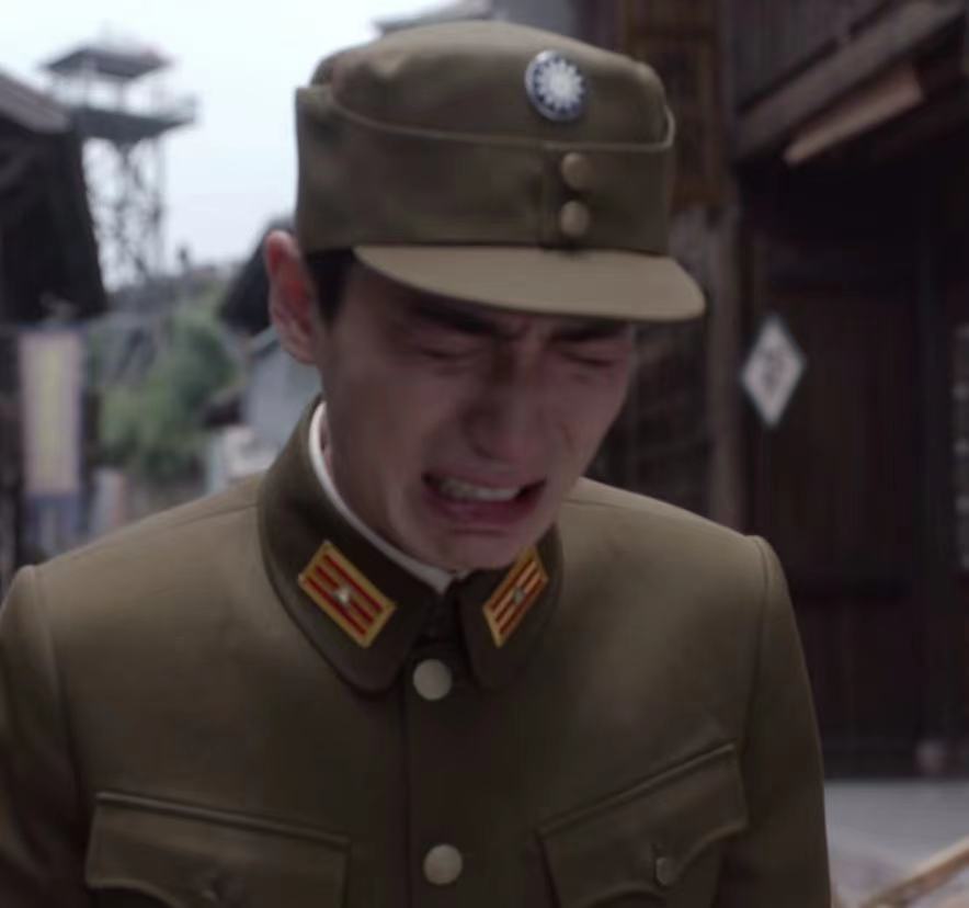 Cảnh khóc cao trào của Chu Nhất Long trong phim Kẻ Phản Nghịch. Khi diễn cảnh này, Chu Nhất Long đã bàn với đạo diễn để thể hiện mọi biểu cảm tự nhiên, không xử lý kỹ thuật. Nam diễn viên thực sự đã xúc động và bật khóc lúc bấy giờ.