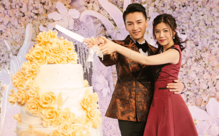 4 cặp vợ chồng giàu nhất Cbiz: Top 1 con vừa chào đời đã có du thuyền làm đồ chơi - Ảnh 2 4 cặp vợ chồng giàu nhất Cbiz: Top 1 con vừa chào đời đã có du thuyền làm đồ chơi - Ảnh 2