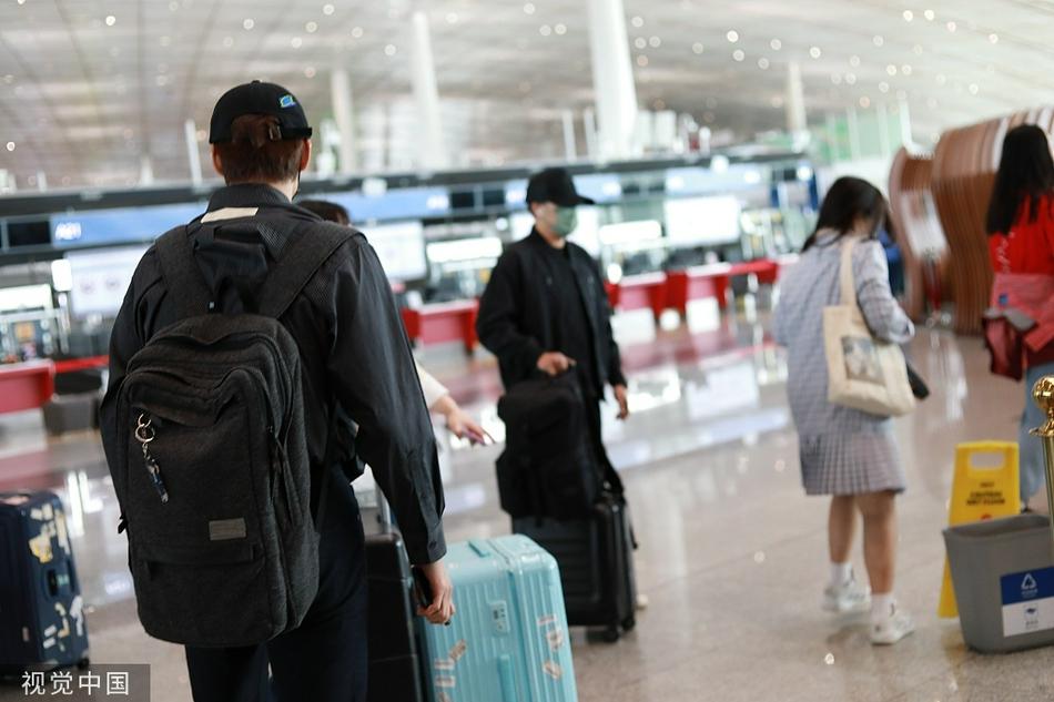 Ngàn năm có một: 'Người cũ, người mới' của Dương Mịch chung khung hình Ngàn năm có một: 'Người cũ, người mới' của Dương Mịch chung khung hình