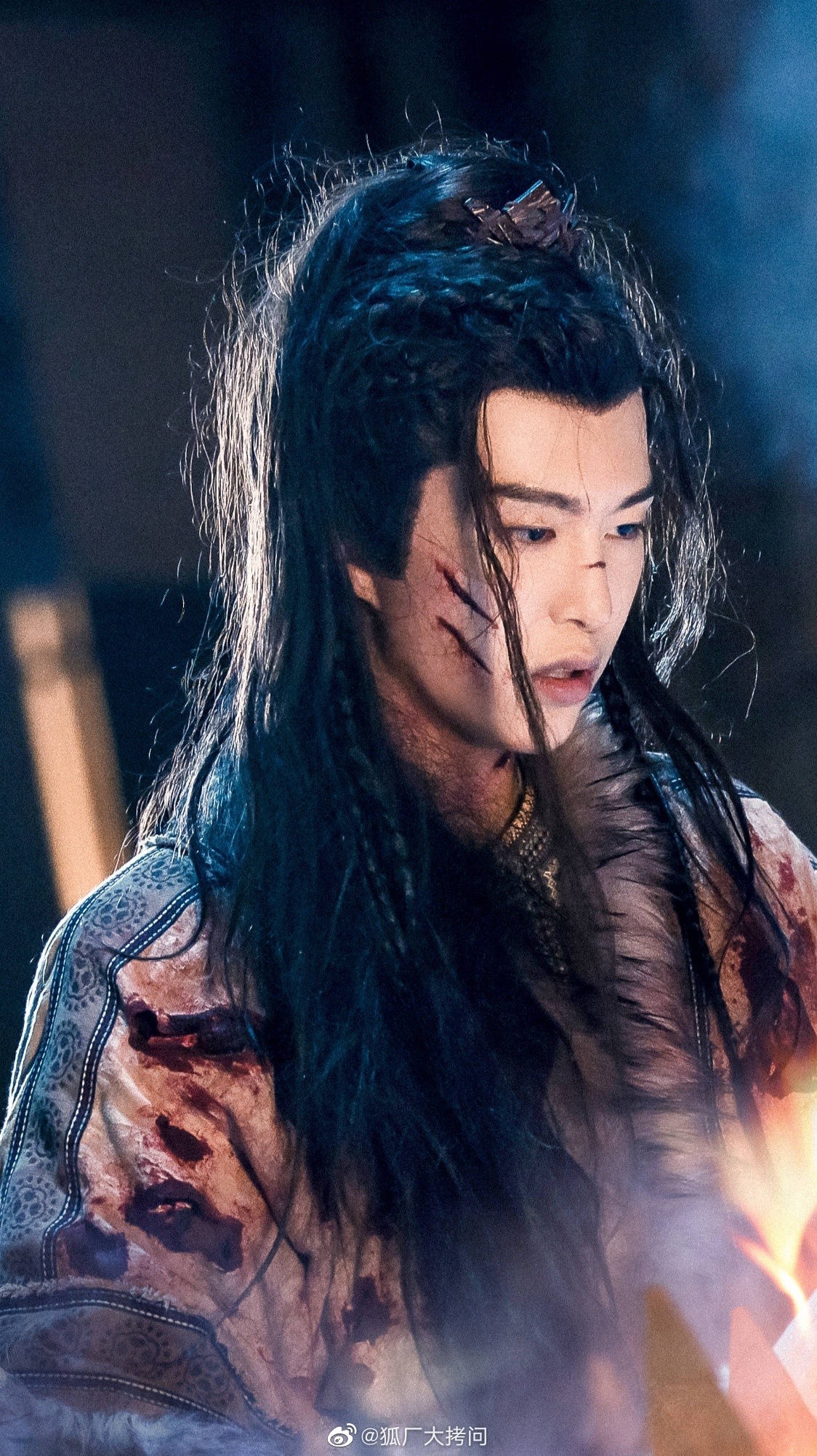 Lấn sân sang làm diễn viên, em trai Phạm Băng Băng là Phạm Thừa Thừa không nhận được sự đánh giá cao của khán giả. Diễn xuất của Phạm Thừa Thừa trong Linh Vực bị chê tơi tả, giống như tạo hình của anh lúc này.