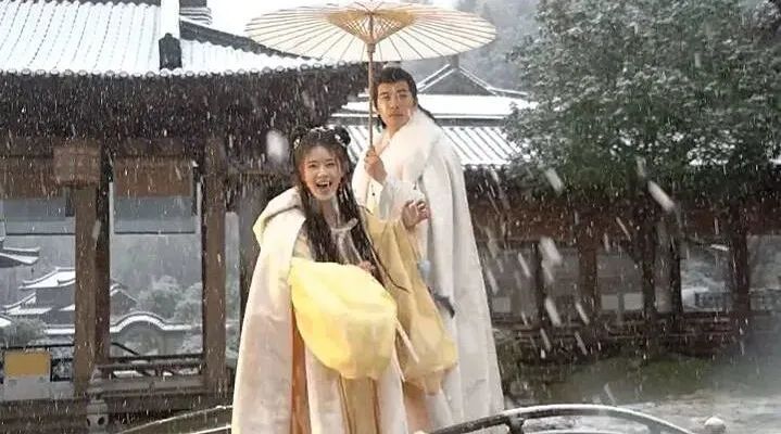 'Rổ sạn' khiến phim mới của Triệu Lộ Tư bị cộp mác 'rác phẩm' ngay ngày đầu công chiếu - Ảnh 1 'Rổ sạn' khiến phim mới của Triệu Lộ Tư bị cộp mác 'rác phẩm' ngay ngày đầu công chiếu - Ảnh 1