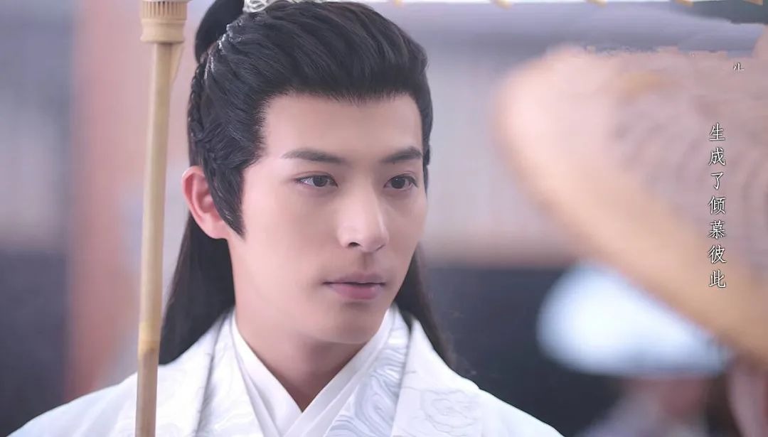 'Rổ sạn' khiến phim mới của Triệu Lộ Tư bị cộp mác 'rác phẩm' ngay ngày đầu công chiếu - Ảnh 17