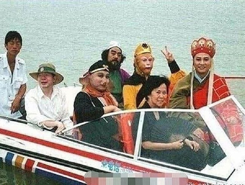 Phiên bản thầy trò Đường Tăng thỉnh kinh bằng đường biển.