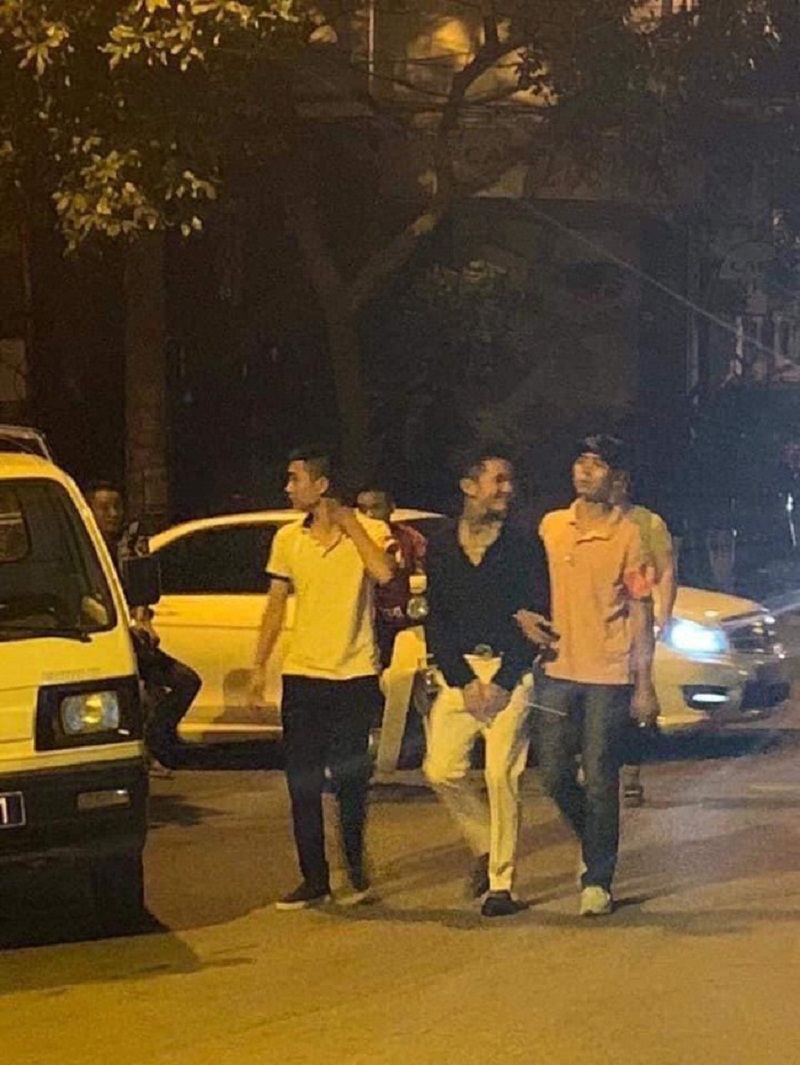Hoàng Đức Nhân bị bắt tại một quán bar vào năm 2019. Hoàng Đức Nhân bị bắt tại một quán bar vào năm 2019.