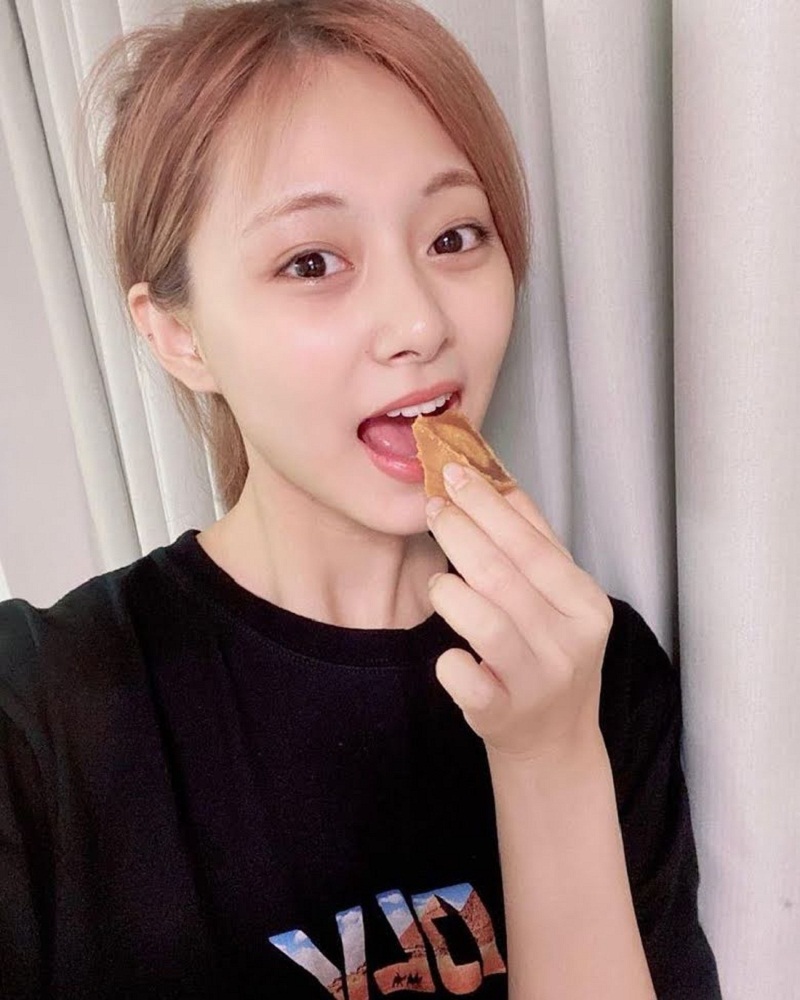 10 nữ idol Kpop sở hữu mặt mộc đẹp nhất xứ Hàn 4 10 nữ idol Kpop sở hữu mặt mộc đẹp nhất xứ Hàn 4