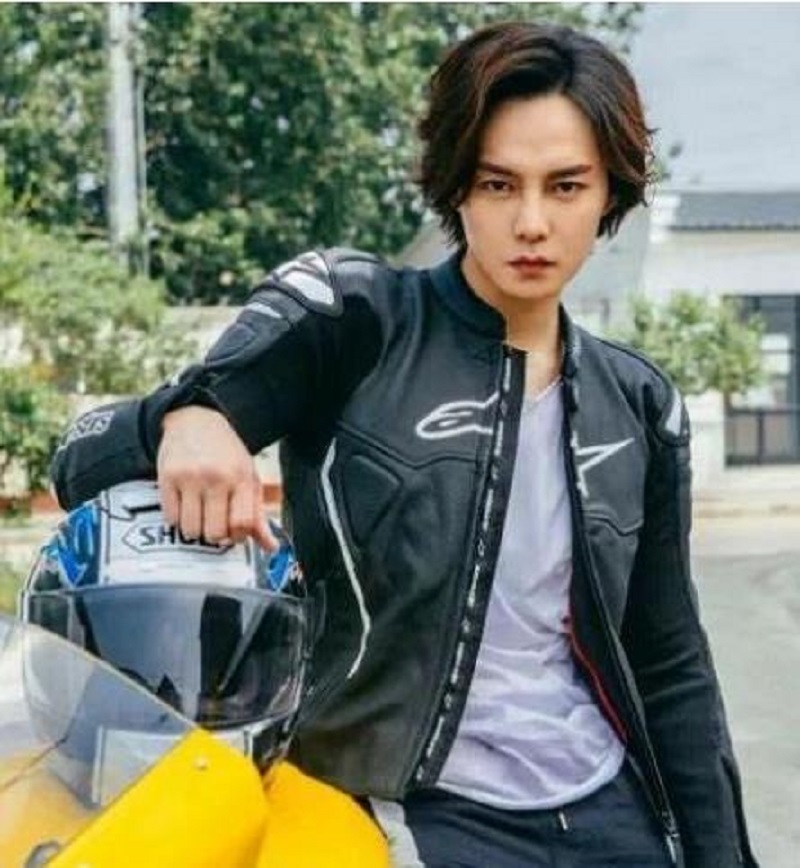 Dương Dương, Lý Dịch Phong và loạt nam thần gây thất vọng vì biến thành ông chú béo ú - Ảnh 12 Dương Dương, Lý Dịch Phong và loạt nam thần gây thất vọng vì biến thành ông chú béo ú - Ảnh 12