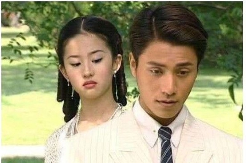 Những vai diễn thời mặt búng ra sữa của loạt sao nữ đình đám Cbiz - Ảnh 2 Những vai diễn thời mặt búng ra sữa của loạt sao nữ đình đám Cbiz - Ảnh 2