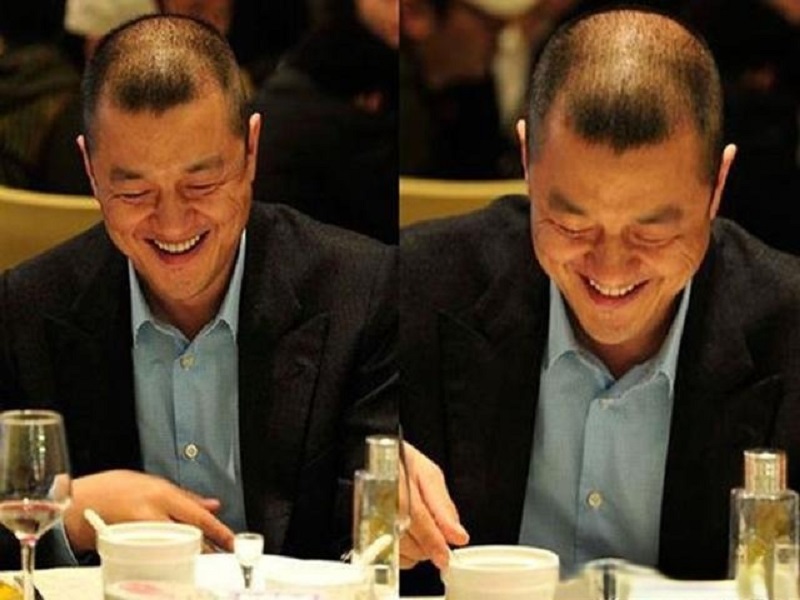 'Quách Tĩnh' Lý Á Bằng gây sốc với khuôn mặt chảy xệ - Ảnh 6 'Quách Tĩnh' Lý Á Bằng gây sốc với khuôn mặt chảy xệ - Ảnh 6