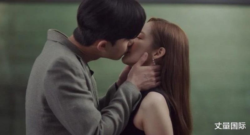 10 mỹ nam hôn giỏi nhất Kbiz: 'Chồng quốc dân' Lee Min Ho thua thảm trước loạt anh tài 11