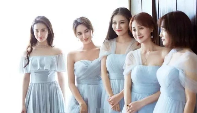 Không chỉ Lưu Diệc Phi mà các cô gái khác cũng rất xinh đẹp.
