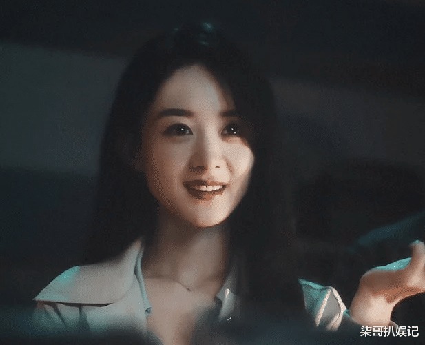 Diễn xuất của Triệu Lệ Dĩnh trong Ai Là Hung Thủ thực sự đã lột xác. Anh mắt, nụ cười tà ác và sự bình tĩnh của cô khiến cho người xem rùng mình.