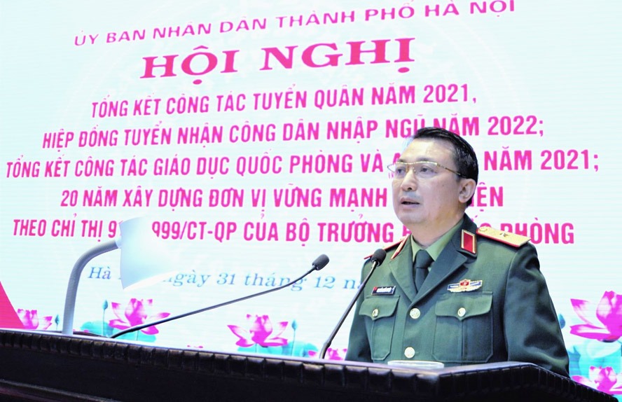 Thiếu tướng Nguyễn Quốc Duyệt, Tư lệnh Bộ Tư lệnh Thủ đô phát biểu tại hội nghị. Thiếu tướng Nguyễn Quốc Duyệt, Tư lệnh Bộ Tư lệnh Thủ đô phát biểu tại hội nghị.