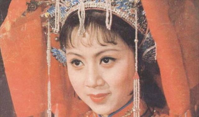 Sao Tây Du Ký xuất hiện 180 giây nhưng được máy bay đưa đón, nhận thù lao cao nhất phim - Ảnh 4 Sao Tây Du Ký xuất hiện 180 giây nhưng được máy bay đưa đón, nhận thù lao cao nhất phim - Ảnh 4