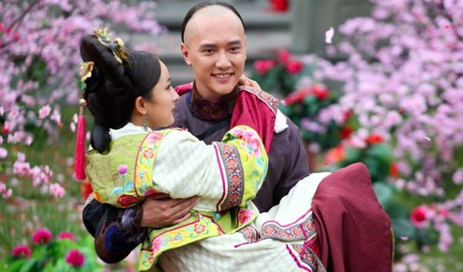 8 màn bế công chúa trong phim cổ trang: Nhậm Gia Luân lãng mạn, Chung Hán Lương cười muốn xỉu 2