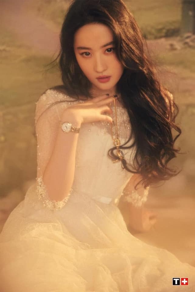 Lưu Diệc Phi mỗi độ tuổi hình tượng lại khác, nhưng nhan sắc và khí chất của cô thì mãi đỉnh.