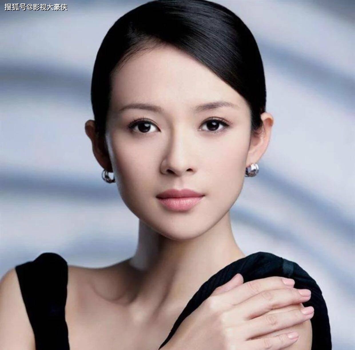 Chương Tử Di và mối thâm thù với 'đệ nhất mỹ nhân' Hong Kong - Ảnh 2 Chương Tử Di và mối thâm thù với 'đệ nhất mỹ nhân' Hong Kong - Ảnh 2