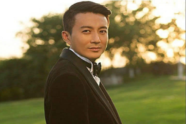 Thái Viễn Hàng sau đó từ bỏ nghiệp diễn, chuyển sang kinh doanh và thành công. Thái Viễn Hàng sau đó từ bỏ nghiệp diễn, chuyển sang kinh doanh và thành công.
