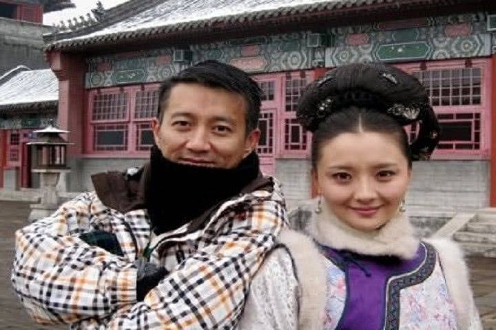 Thái Viễn Hàng tới thăm Tôn Thiện tại phim trường. Thái Viễn Hàng tới thăm Tôn Thiện tại phim trường.