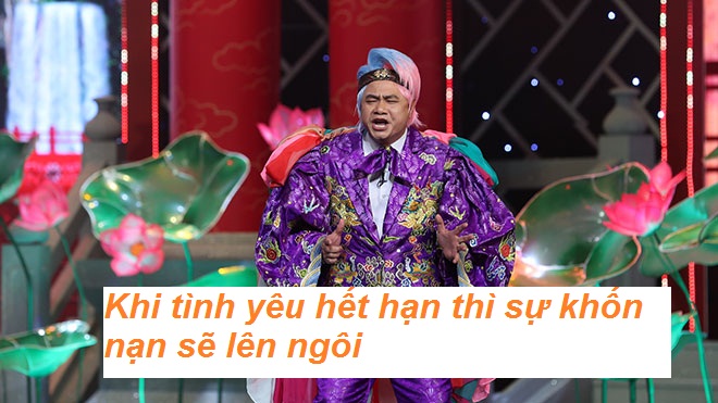 Táo Mạng Tự Long cũng có màn báo cáo đầy màu sắc.