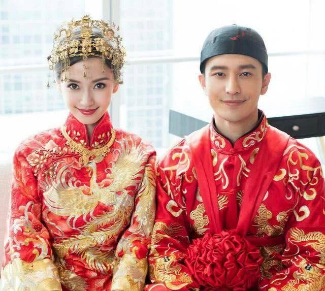 Đúng Mùng 1 Tết, Angela Baby lộng lẫy tái xuất sau tuyên bố ly hôn - Ảnh 1 Đúng Mùng 1 Tết, Angela Baby lộng lẫy tái xuất sau tuyên bố ly hôn - Ảnh 1