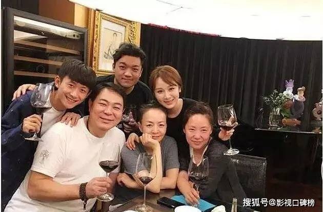 Cận cảnh dàn siêu biệt thự của sao Hoa ngữ khiến CDM muốn 'rớt tròng mắt' - Ảnh 2 Cận cảnh dàn siêu biệt thự của sao Hoa ngữ khiến CDM muốn 'rớt tròng mắt' - Ảnh 2